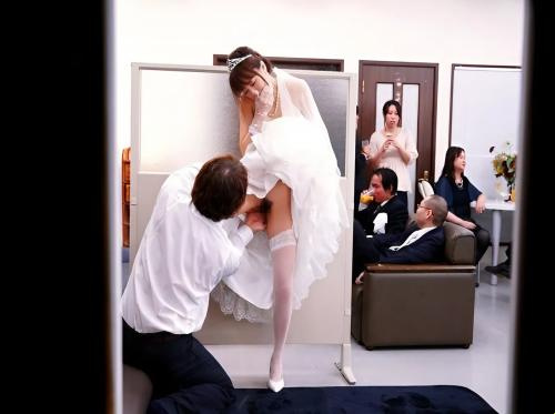Memperkosa pengantin perempuan pada hari perkahwinannya